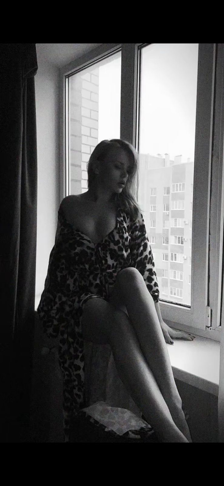 Индивидуалка Виола стройная исполнит есть подружка и пригласит к себе