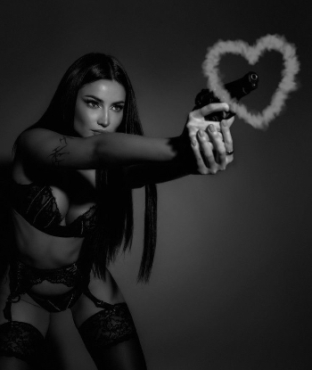 Девушка по вызову Лили стройная сделает с удовольствием  и позовет в гости