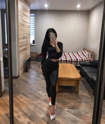 Путана АРИАНА с 2 размером груди подарит окончание на грудь и пригласит к себе