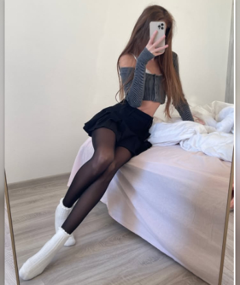 Эскорт НИКА 23 лет сделает с удовольствием игрушки и примет у себя в Район - Центр