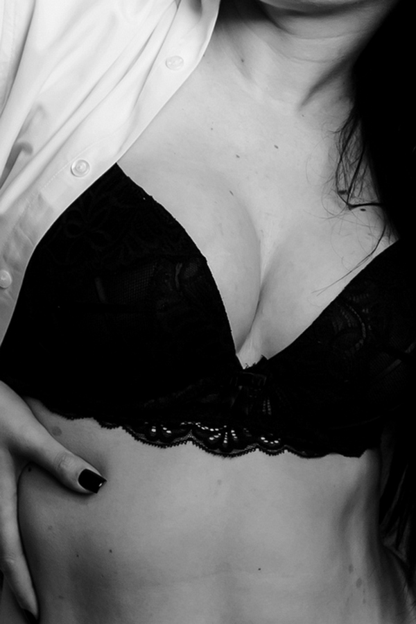 Эскорт Даша стройная сделает нежно классический секс и примет у себя