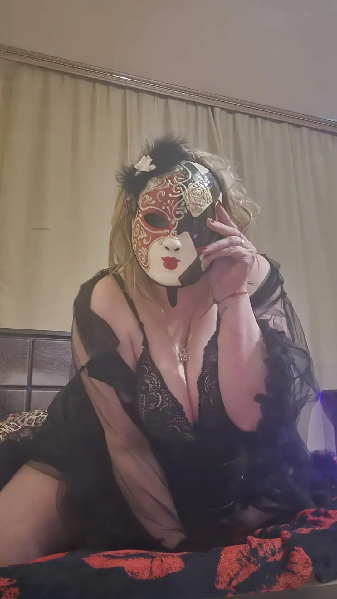 Путана Оленька с 6 размером груди сделает с удовольствием эскорт и пригласит к себе в Район - Юго-Запад