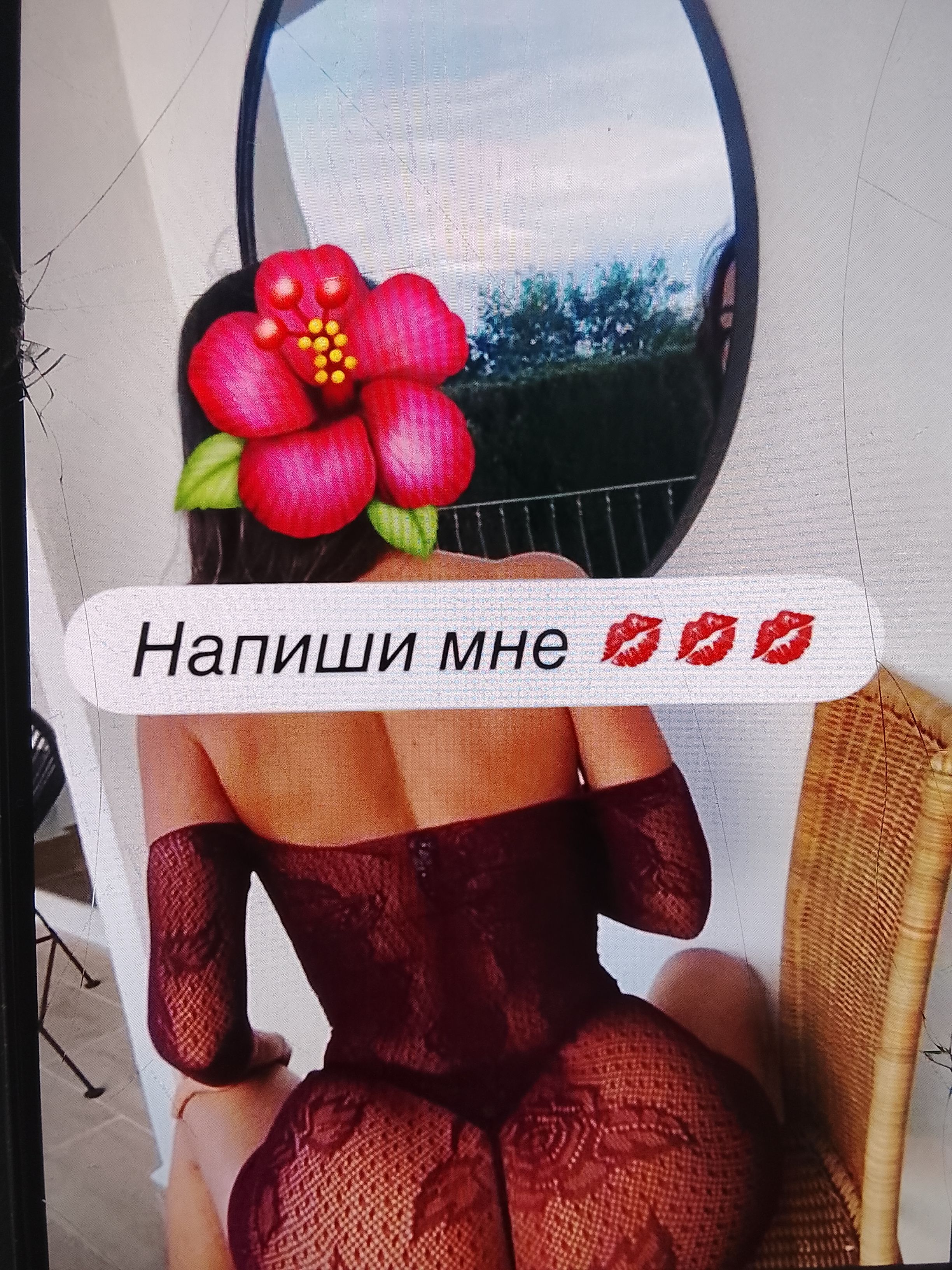 Профессионалка Ника с 3 размером груди сделает качественно окончание на грудь и примет у себя