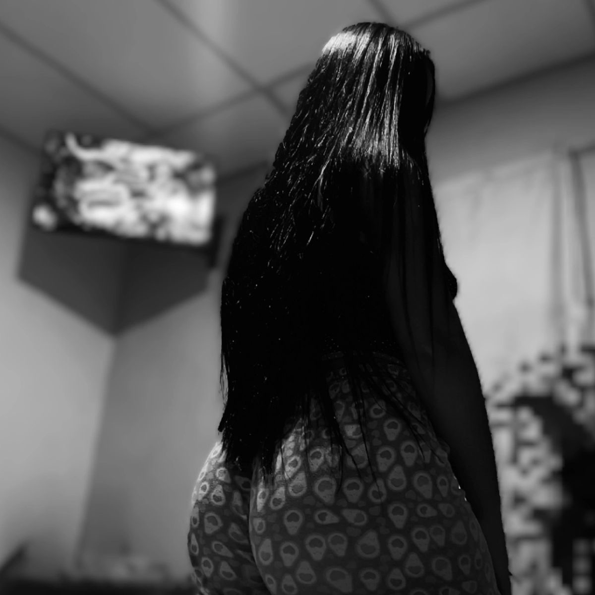 Профессионалка Камила стройная сделает профессионально окончание на грудь и пригласит к себе в Район - Юго-Запад